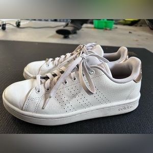 Womens adidas size 8.5